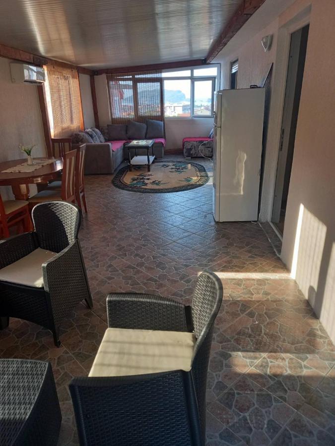 Lägenhet Stan Na Dan Budva